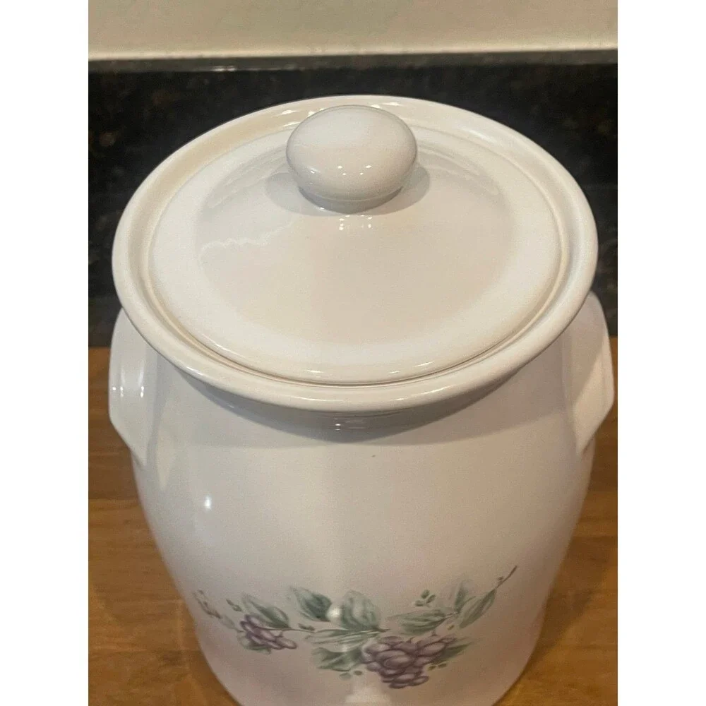 Pfaltzgraff Grapevine Crock Beverage Dispenser with Lid